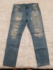 Jeans pull and bear