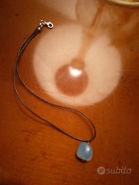 Collana in argento con pietra