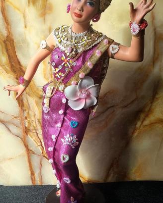 Bambola 40 cm Orientale da collezione