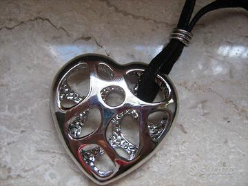 Ciondolo a forma di cuore