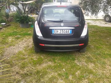 Lancia ypsilon diva benzina