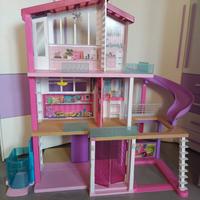 Casa dei Sogni di Barbie + omaggi