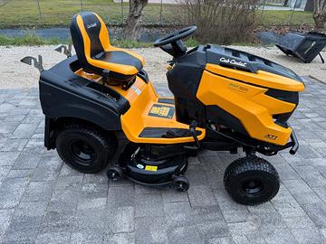 Trattorino Tagliaerba Cub Cadet XT1