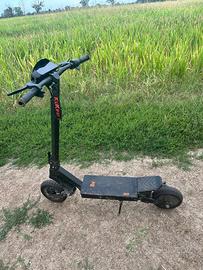 Monopattino elettrico Kukirin G2