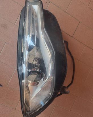 Faro destro Audi A6 2017  aprile 2017 completo