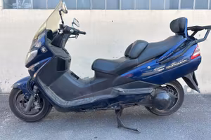 Suzuki Burgman 400