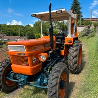 Trattore Fiat 450 dt