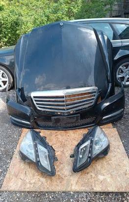 Muso Mercedes Classe E 220 CDI anno 2011