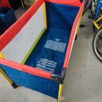 Culla da campeggio con materassino