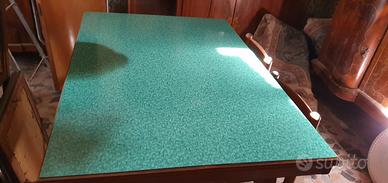 Tavolo vintage rettangolare