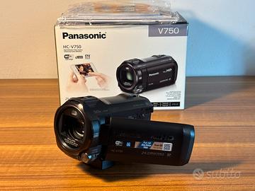 Panasonic HC-V750 Full HD + kit accessori completo
