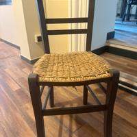 Sedie in legno e corda