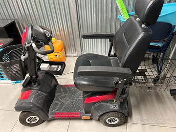 motociclo 4 ruote elettrico per mobilità anziani