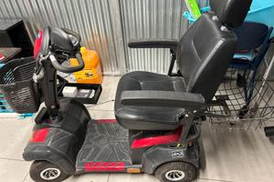 motociclo 4 ruote elettrico per mobilità anziani