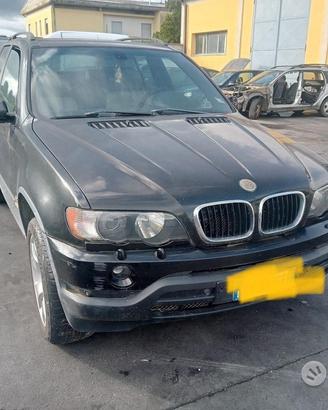 Bmw X5 2004 3.0TD 306D1 CAMBIO OK Per Ricambi