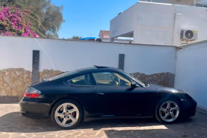 Porsche carrera 4s