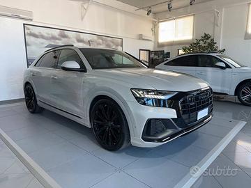 AUDI Q8 50 TDI MHEV 286 CV 4WD MOD. S-LINE