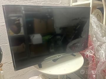 Smart TV Philips 32” Full HD funzionante