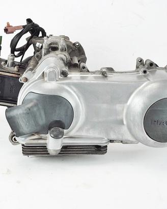 PIAGGIO MP3 250 2006 2011 motore completo