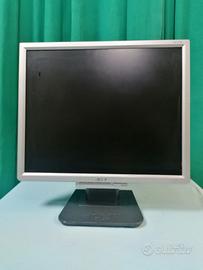 Monitor Acer AL1716S.