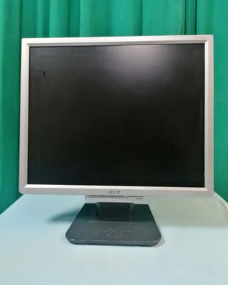 Monitor Acer AL1716S.