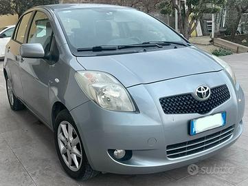 Toyota Yaris 1.4 D-4D (Diesel, 90 CV), 5 porte