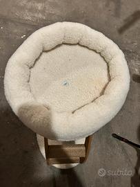 Cuccia tiragraffi per gatti