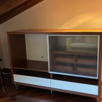 Mobile/libreria porta TV con rotelle