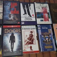 Lotto 1: bundle cinema con 9 vhs e cofanetto dvd S