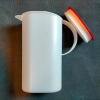 Tupperware brocca bianca da 1,7 la nuova