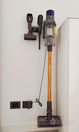 🌀 Dyson V10 Absolute – completo di accessori e ri