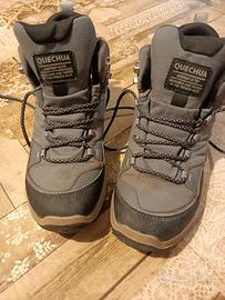 Scarponcini trekking Quechua n.39 Waterproof.