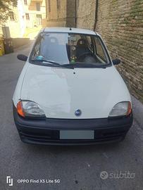 fiat seicento anno 2000