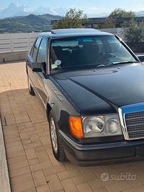 MERCEDES-BENZ 200 E124 ASI CRS CLIMA