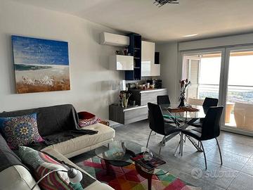 Quadrilocale con vista mare mozzafiato