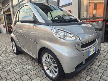 Smart ForTwo 1000 52 kW MHD coupé passion