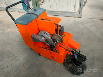 Scopatrice aspirante a batteria