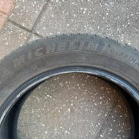 Pneumatici estiti Michelin e-primacy