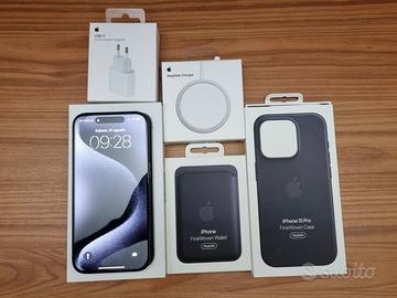 Iphone 15 pro 256gb + accessori