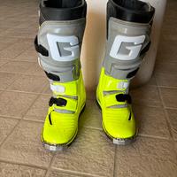 Scarponi motocross gaerne