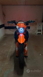 Faro ktm 690