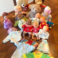 Set bambole piccole con pelouche