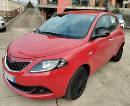 Lancia Ypsilon 1.2 69 CV 5 porte GPL Silver