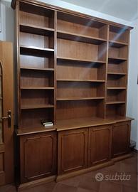 Libreria in noce di alta falegnameria