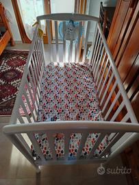 Lettino bianco  materasso+omaggio fasciatoio