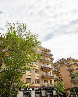 3 LOCALI A ROMA