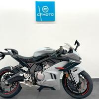 Cf Moto Sr-R 675 Tua da €126,00 al mese