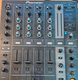 Mixer pioneer djm 700