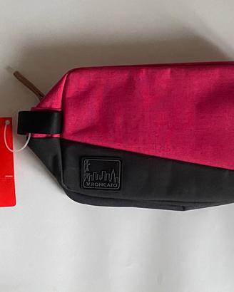 Necessaire Adventure Roncato nuovo.