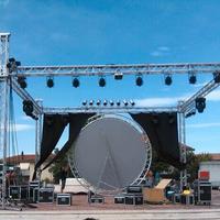 Americana circolare, circular truss structure.